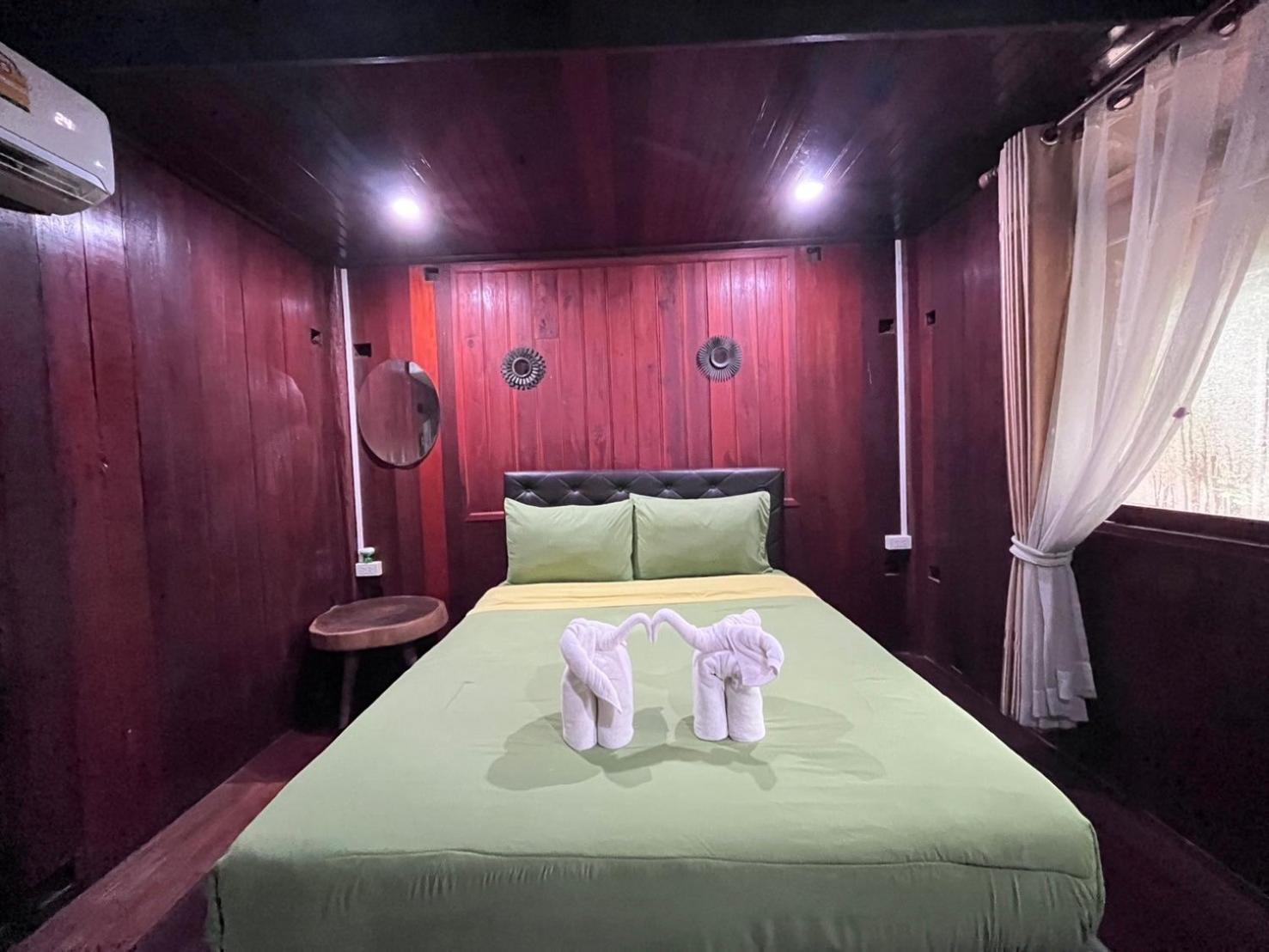 Denchai City Resort เด่นชัยซิตี้ รีสอร์ท Phrae Exterior photo