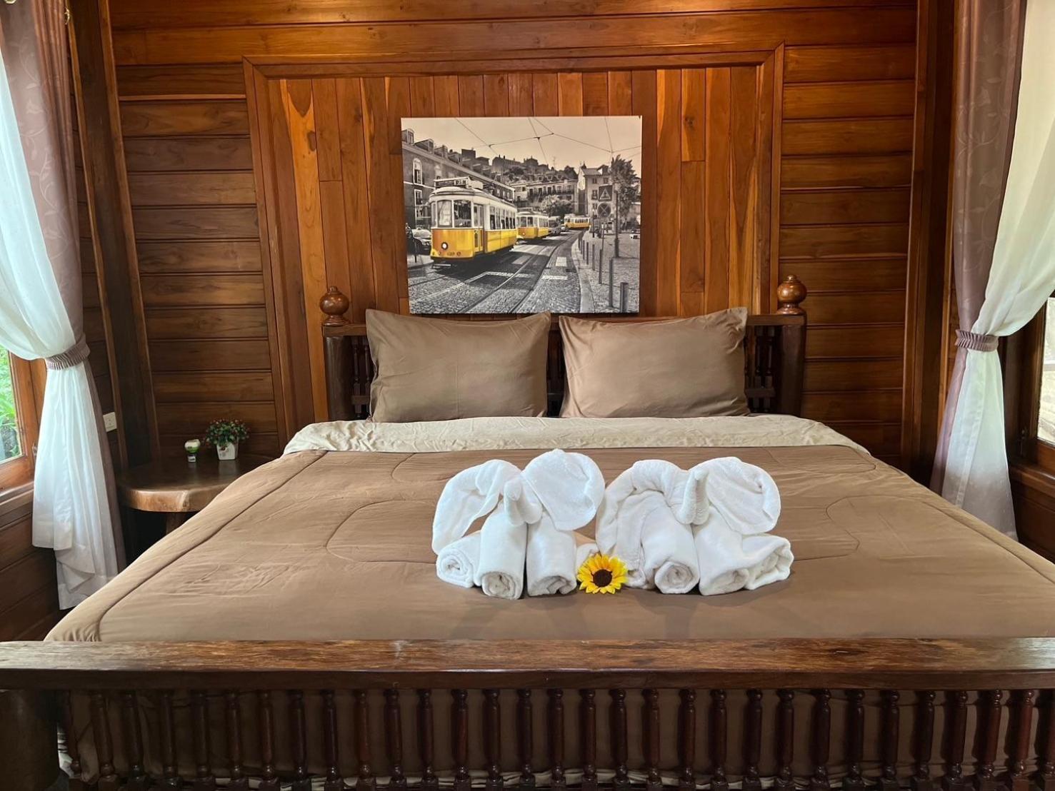 Denchai City Resort เด่นชัยซิตี้ รีสอร์ท Phrae Exterior photo