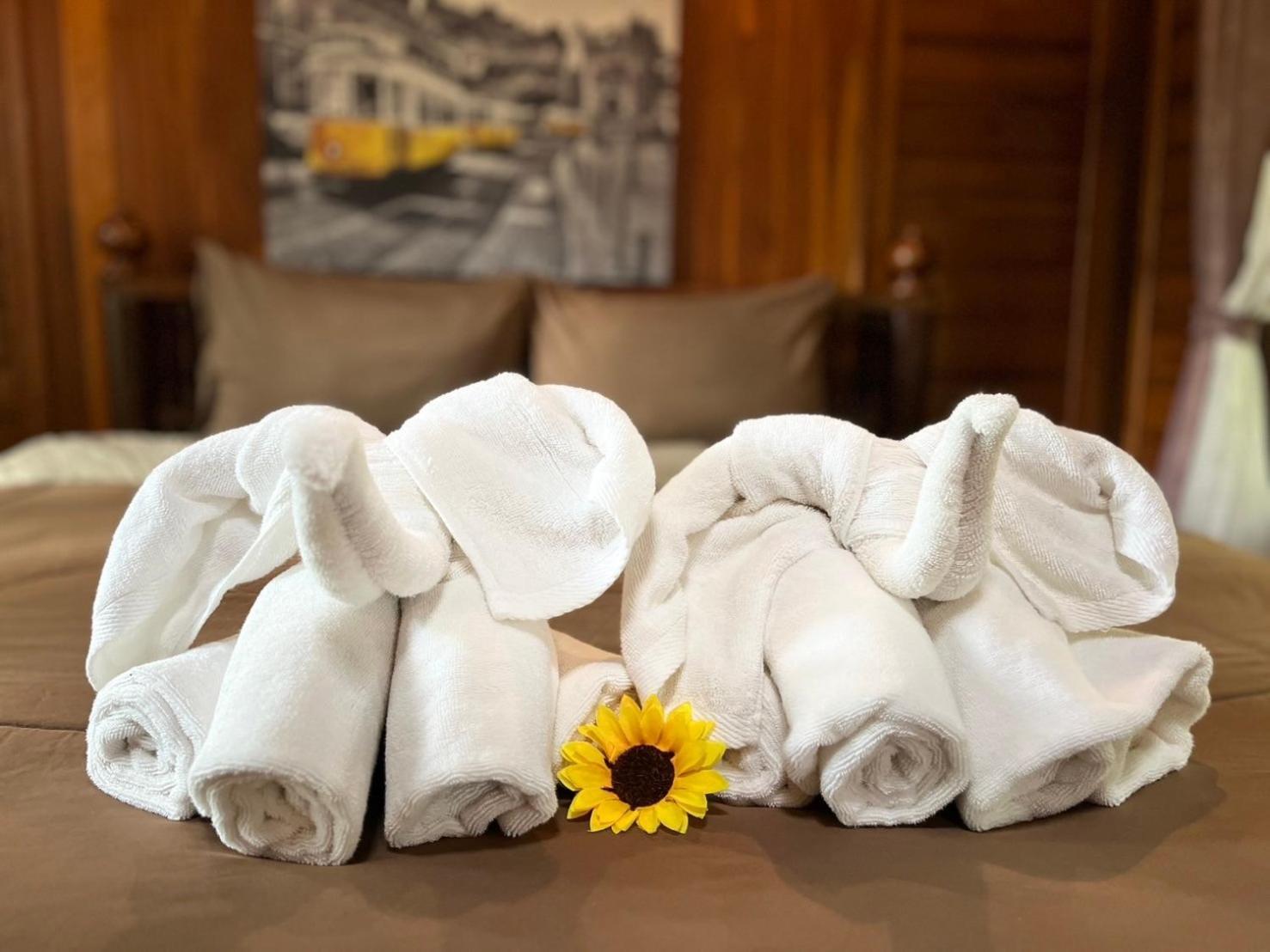 Denchai City Resort เด่นชัยซิตี้ รีสอร์ท Phrae Exterior photo